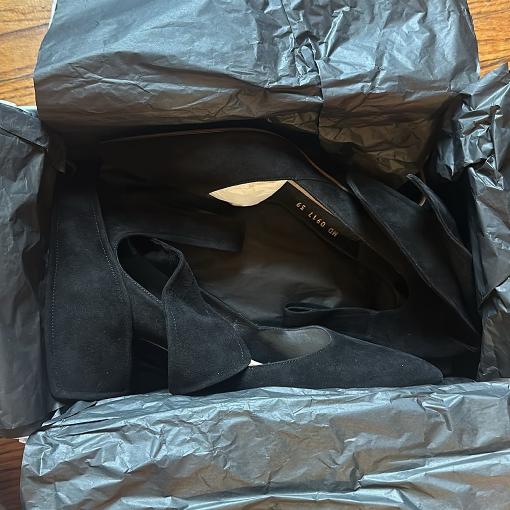 Black suede Christian Dior heels size 39 - Picture 3 of 6